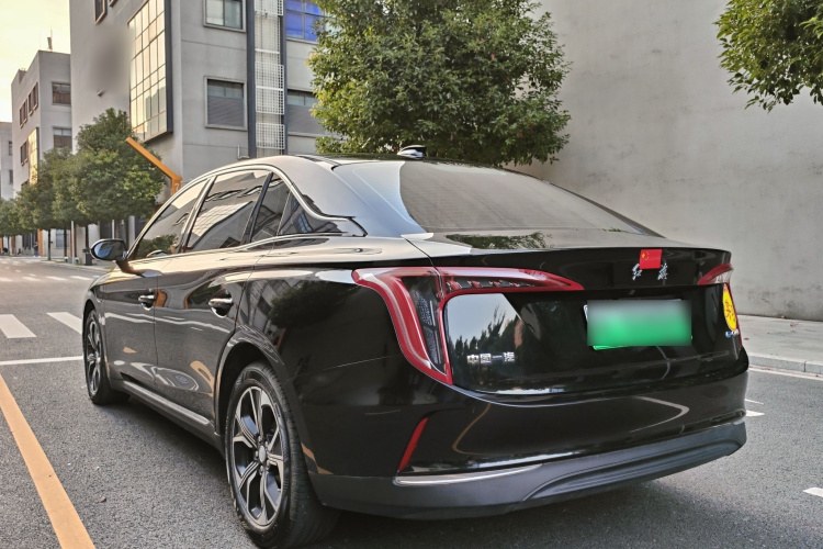 HongQi E-QM5 2024 immagine di auto #11