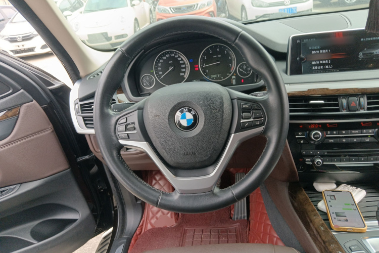 BMW X5 2017 car image #11