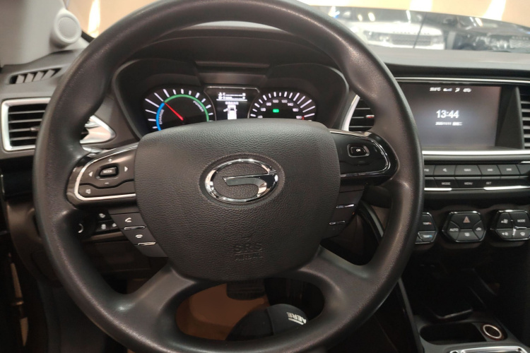 GAC Qizhi PHEV 2018 car image #11