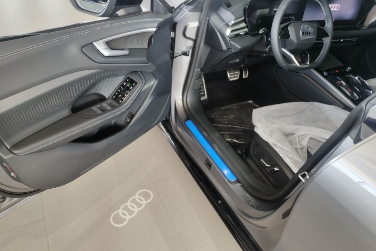 Audi SAIC Audi A5L #11 Audi SAIC Audi A5L car image #11