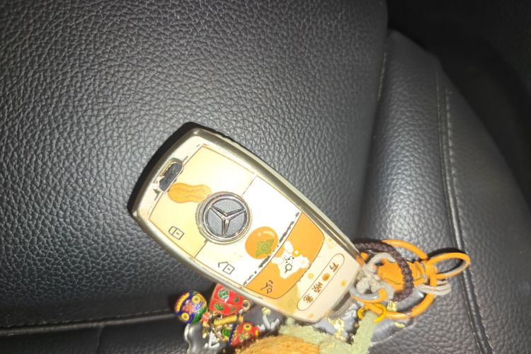 Mercedes-Benz EQB Class 2022 car image #11