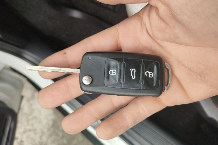 Volkswagen C-Trek 2017 immagine di auto #11