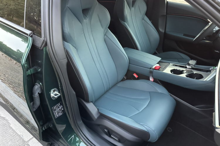 MG 7 2024 car image #11