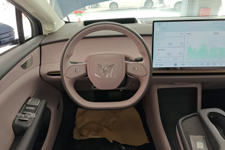 HongQi TianGong 05 2025 immagine di auto #11