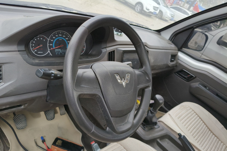 五菱汽车 五菱荣光新卡EV 2023 #11 五菱汽车 五菱荣光新卡EV 2023 汽车图片 #11