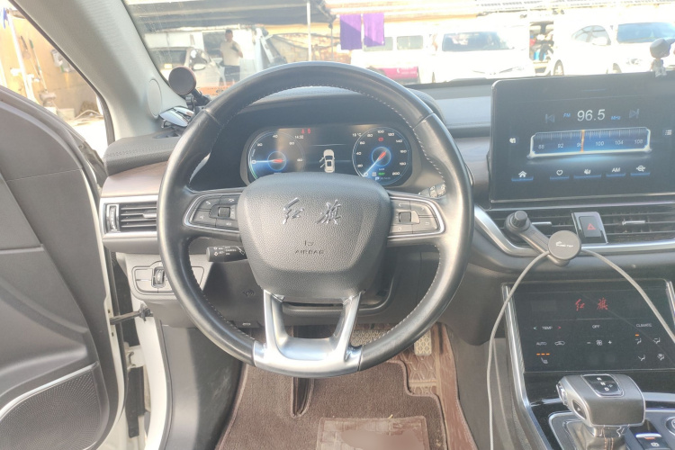 HongQi E-HS3 2020 car image #11