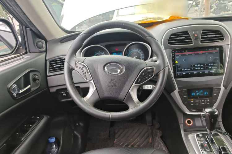 GAC Trumpchi GS5 2014 immagine di auto #11