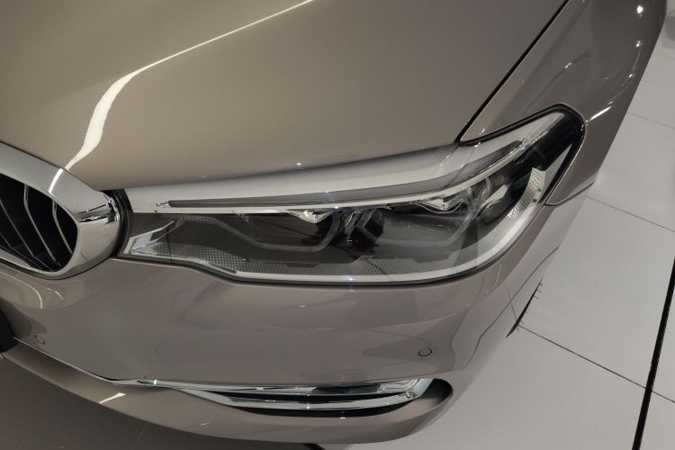 BMW M5 New Energy 2019 car image #11