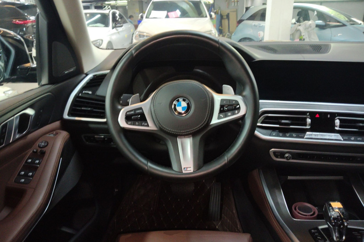 BMW X5 2020 صورة سيارة #11