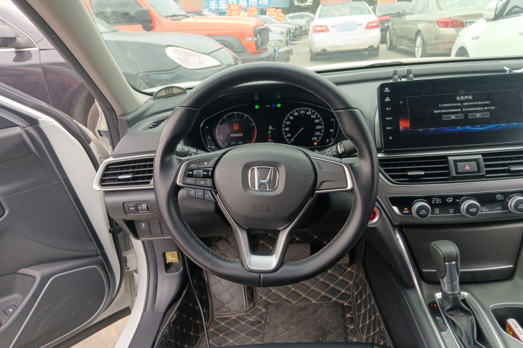 BYD F3R 2022 #11 BYD F3R 2022 car image #11