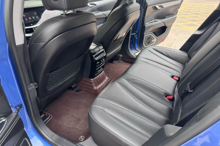 GEELY Ulion New Energy 2018 #11 GEELY Ulion New Energy 2018 car image #11