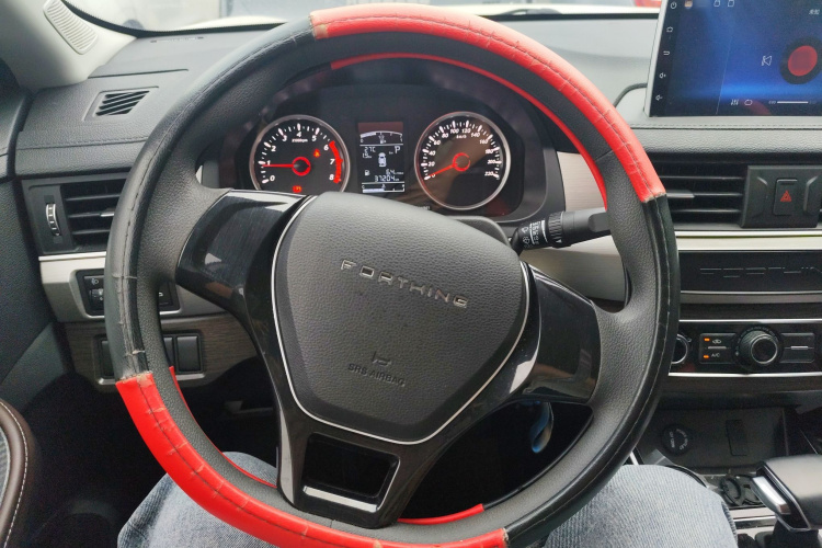 T5 2023 car image #11