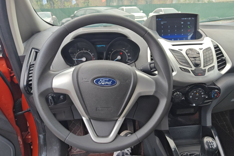 Ford EcoSport 2016 изображение автомобиля #11