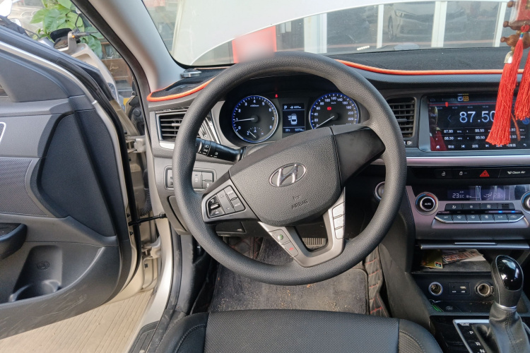 Hyundai Mistra 2018 car image #11