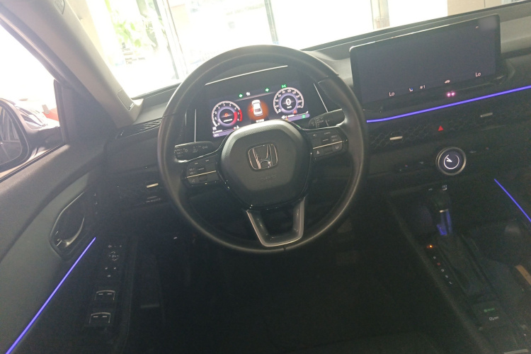 BYD F3R 2024 #11 BYD F3R 2024 car image #11