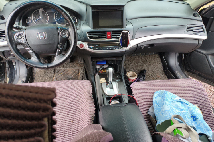 Honda CROSSTOUR 2016 car image #11