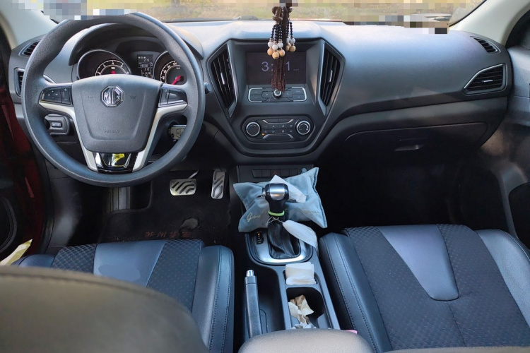 MG GT 2015 #11 MG GT 2015 car image #11