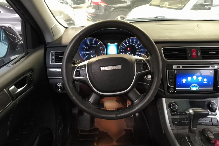 Haval H8 2017 #11 Haval H8 2017 car image #11