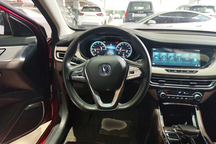 Changan Eado EV 2018 car image #11