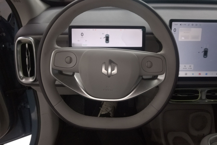 零跑汽车 零跑B10 2025 汽车图片 #11