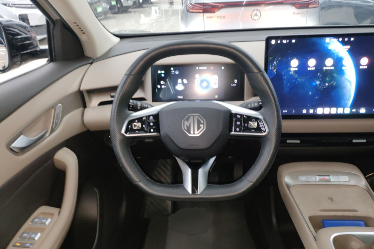 MG ES5 2024 car image #11