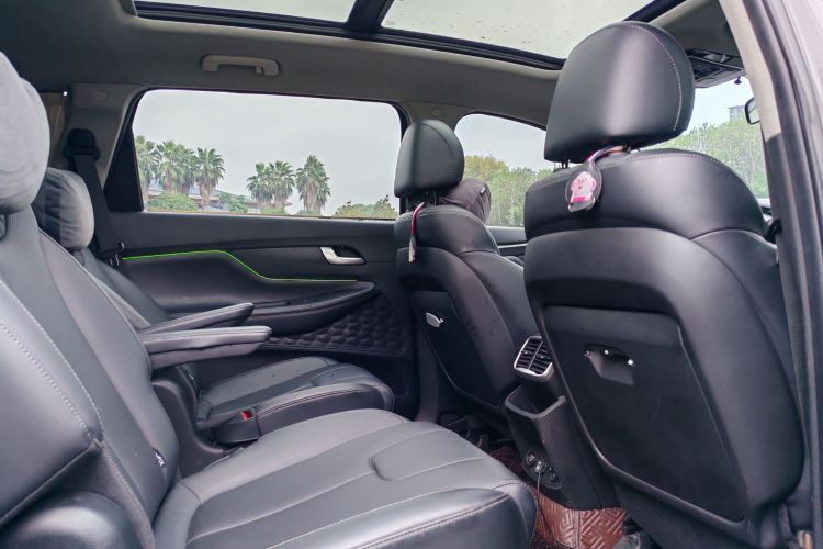 哪吒汽车 哪吒S猎装 2022 汽车图片 #11