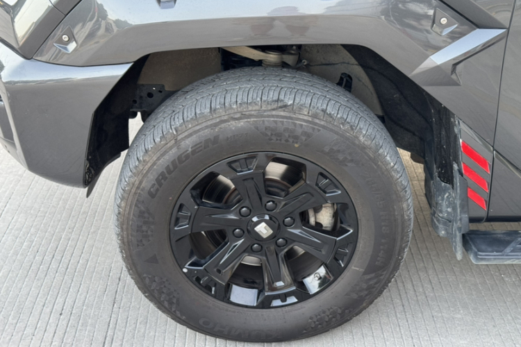 Tank 400 2023 car image #11