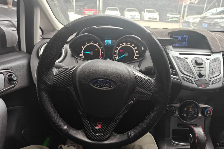 Ford Fiesta (Imported) 2016 #11 Ford Fiesta (Imported) 2016 car image #11