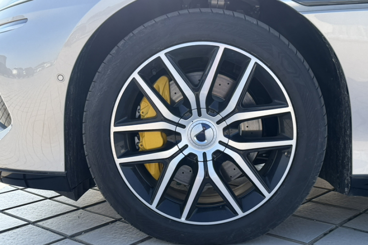 Denza Z9GT 2025 #11 Denza Z9GT 2025 immagine di auto #11