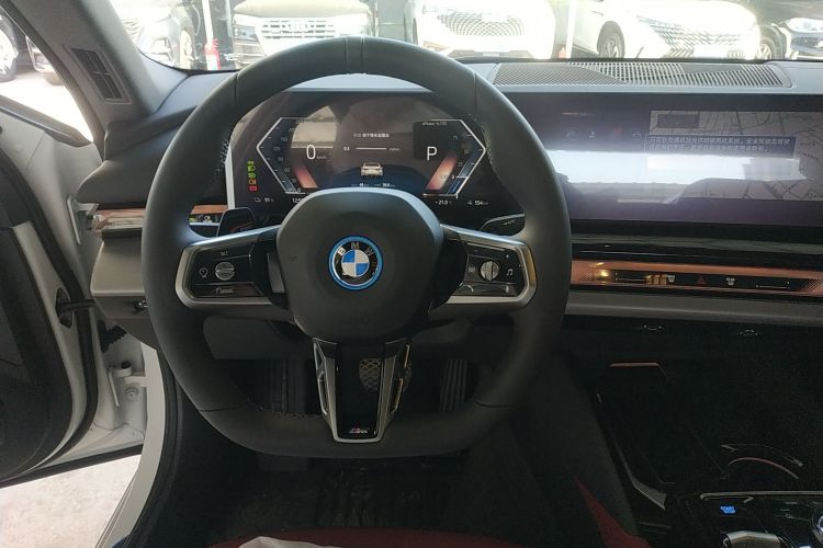 BMW i5 M60 2025 #11 BMW i5 M60 2025 car image #11