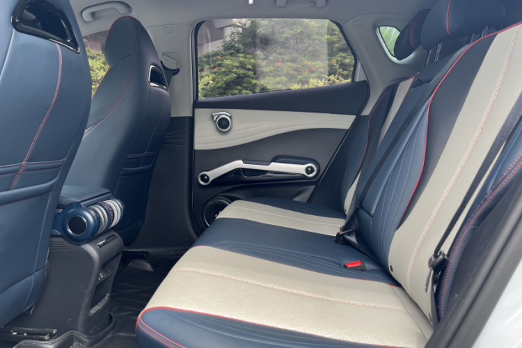 BYD Yuan 2023 car image #11