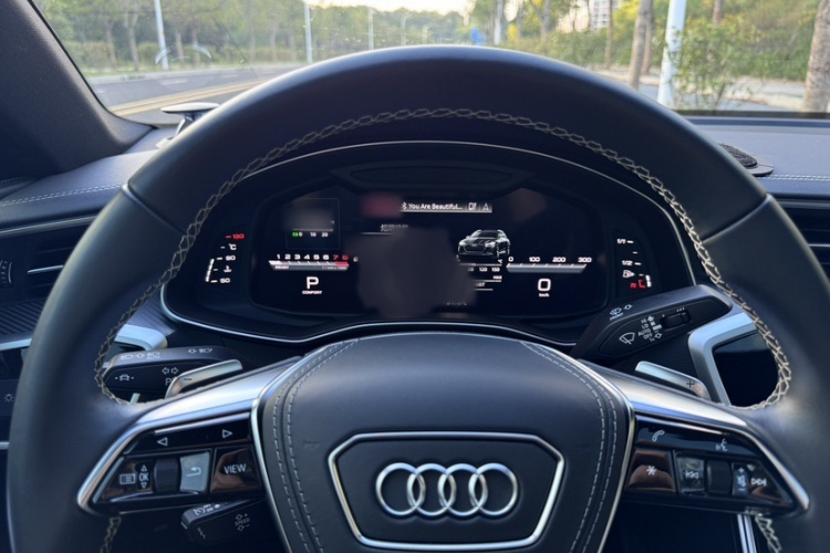 Audi A7L 2024 immagine di auto #11