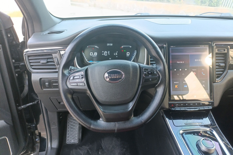 SWM斯威汽车 SWM斯威G05 2022 汽车图片 #11