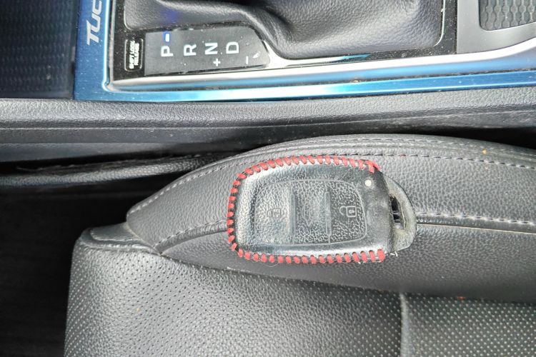 Hyundai Tucson (Imported) 2016 #11 Hyundai Tucson (Imported) 2016 car image #11