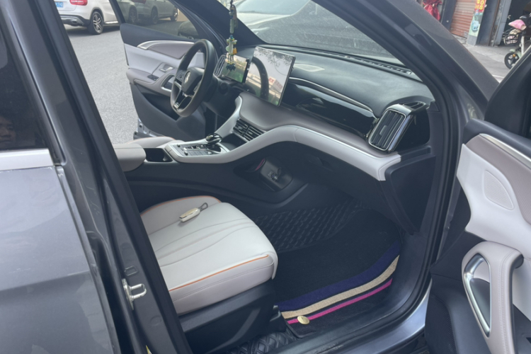 BYD Song Pro New Energy 2024 car image #11