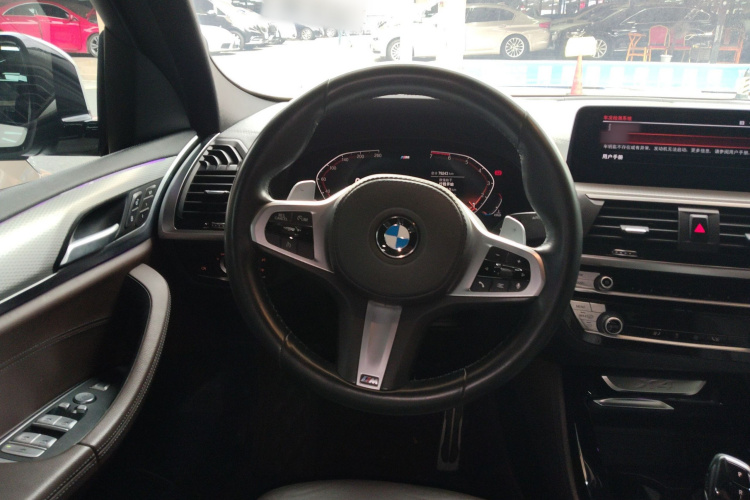 BMW X4 M40i 2020 #11 BMW X4 M40i 2020 car image #11