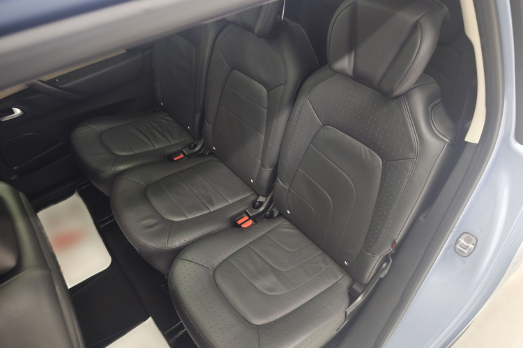 Citroen C4 PICASSO 2016 صورة سيارة #11