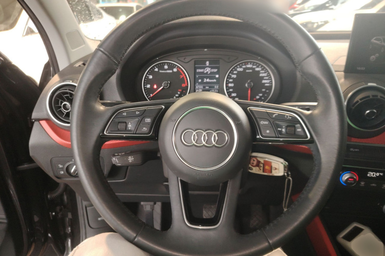 Q2L 2019 #11 Q2L 2019 car image #11
