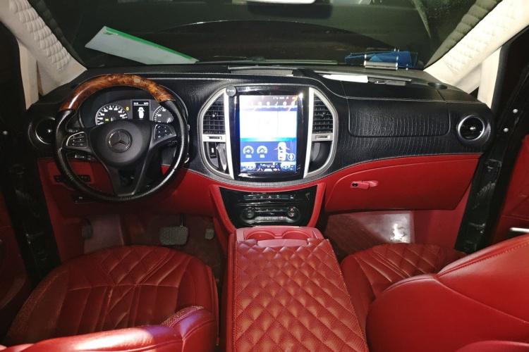 Mercedes-Benz Vito 2019 car image #11