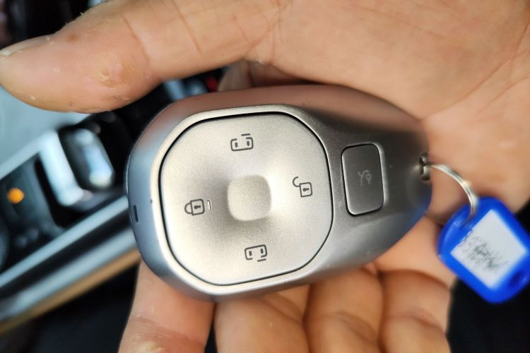 GAC Trumpchi E8 New Energy 2024 car image #11