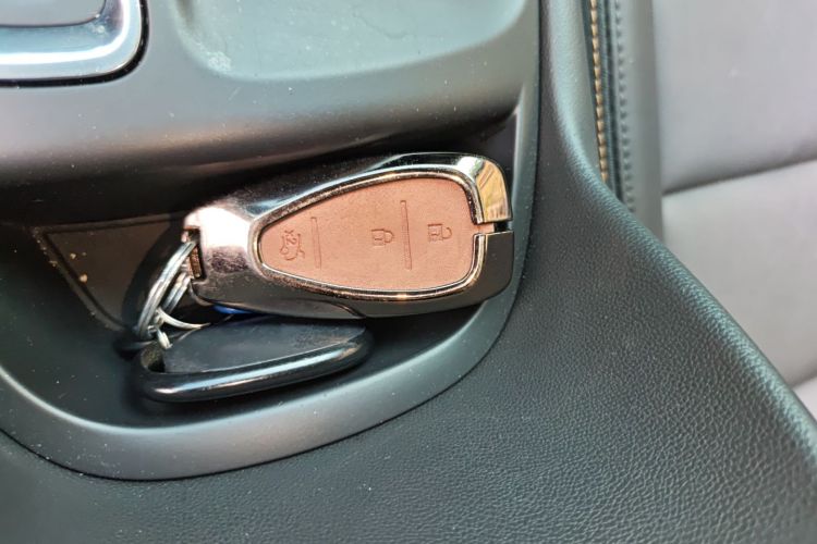 Chevrolet Equinox 2023 car image #11