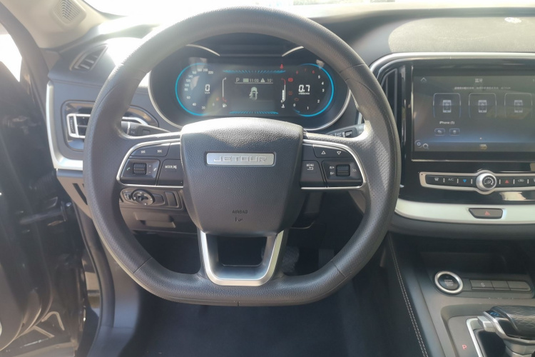 X70M 2021 #11 X70M 2021 car image #11