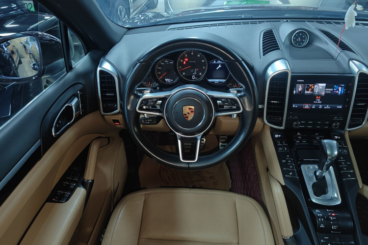2016 #11 2016 car image #11