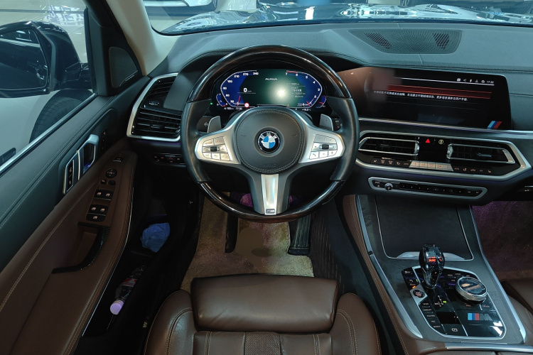 BMW X5 (Imported) 2021 #11 BMW X5 (Imported) 2021 car image #11