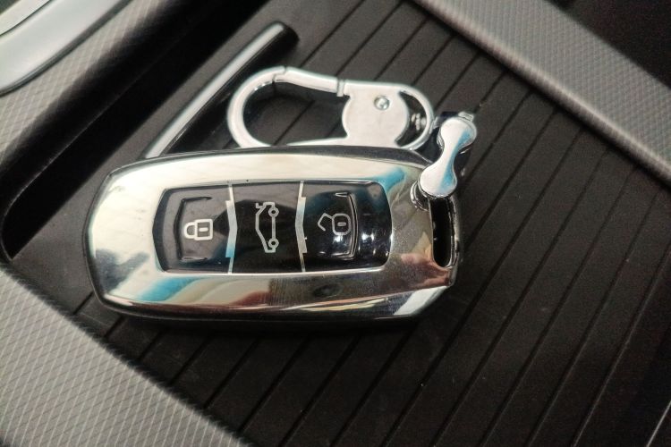 GEELY Emgrand L 2018 car image #11