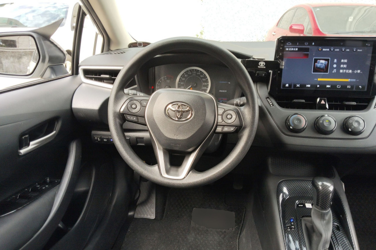 丰田 卡罗拉锐放 2020 汽车图片 #11