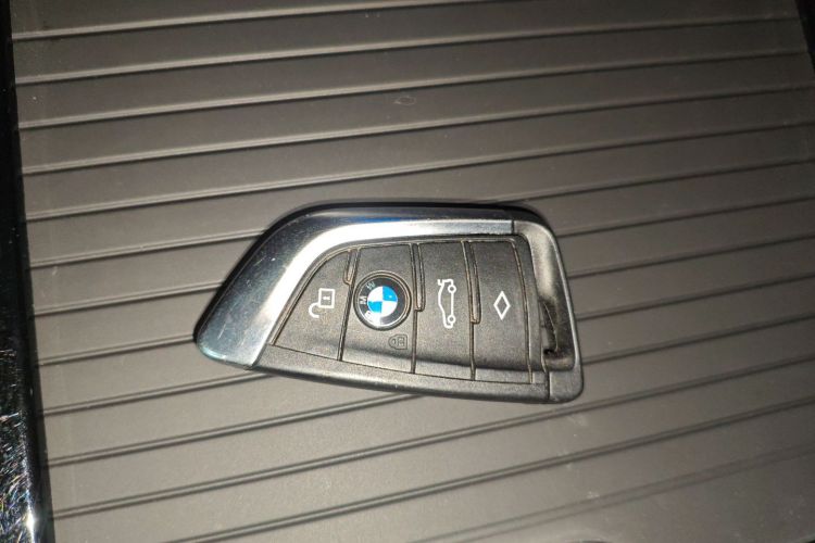 BMW iX3 2022 #11 BMW iX3 2022 car image #11