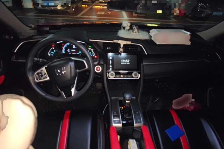 Honda Civic 2019 #11 Honda Civic 2019 car image #11
