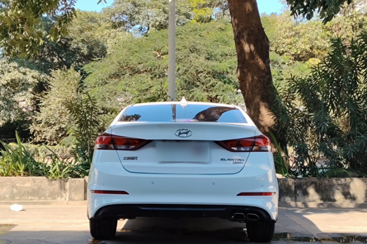 Hyundai Elantra AD 2018 car image #11