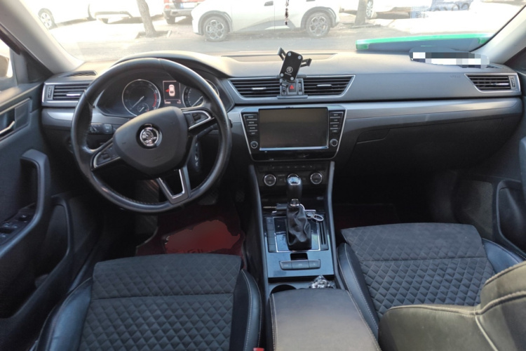 Skoda Superb 2016 #11 Skoda Superb 2016 car image #11